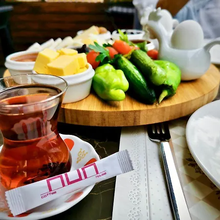 Nun & Hotell 2*